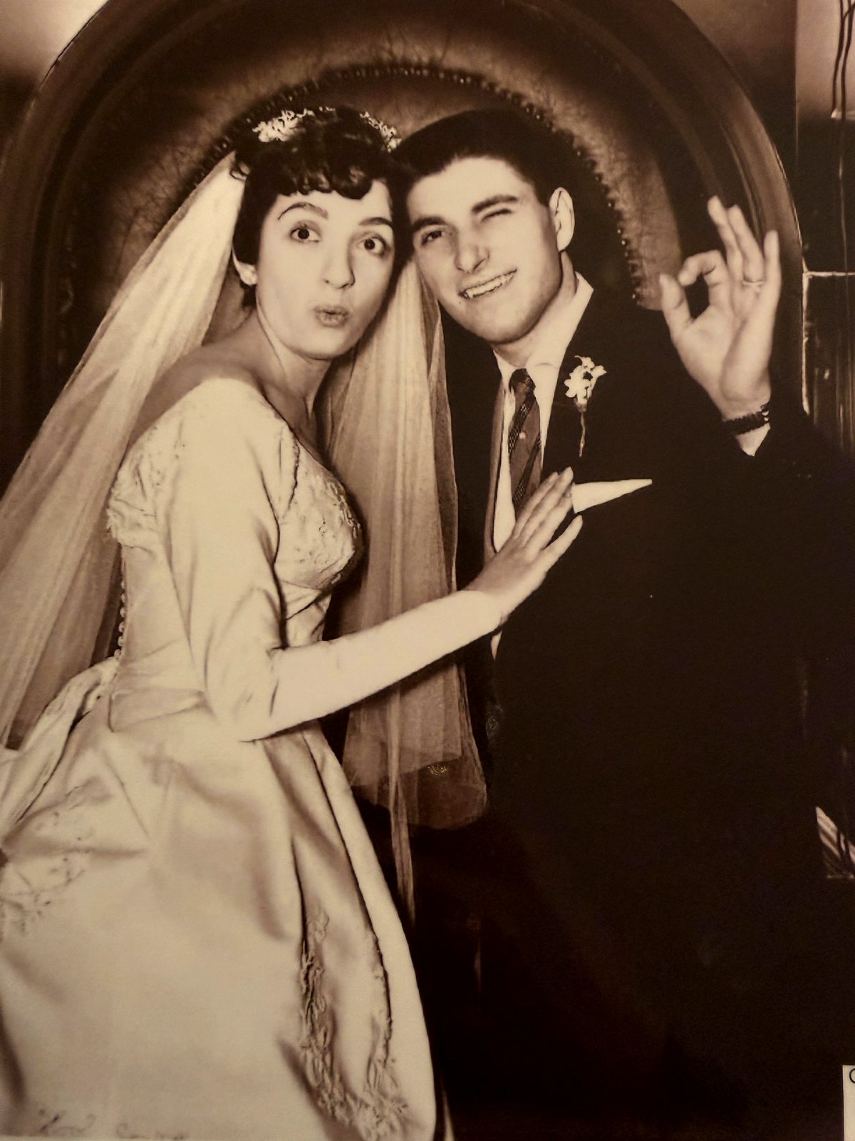 This stunning 1960 wedding photo will make you believe in true love again