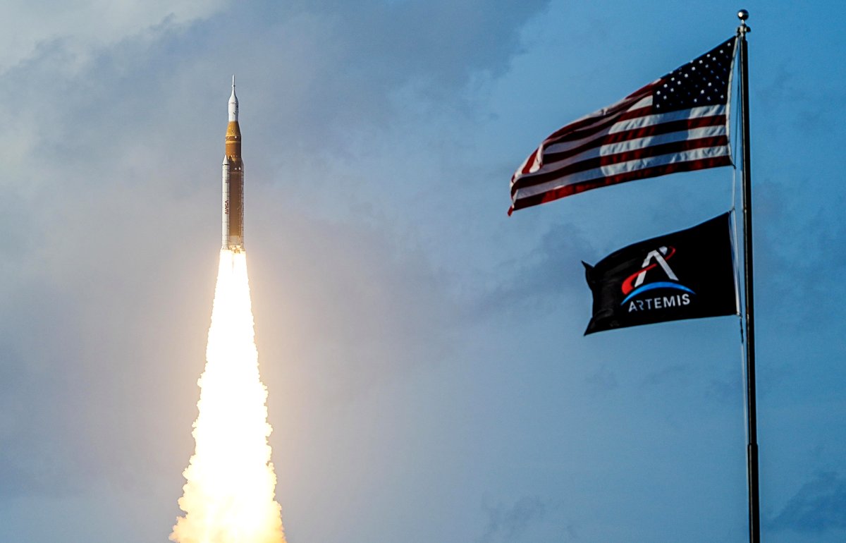 Meet the brave crew making a dream journey to the moon's orbit