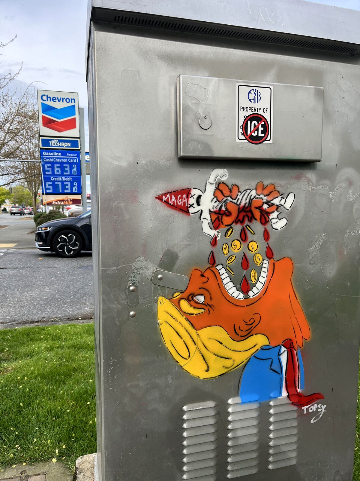 A simple photo sparks joy in Seattle and reminds us of childhood wonder