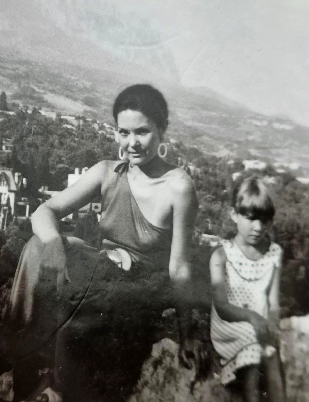 When a KGB agent takes a vacation, history unfolds in the Caribbean