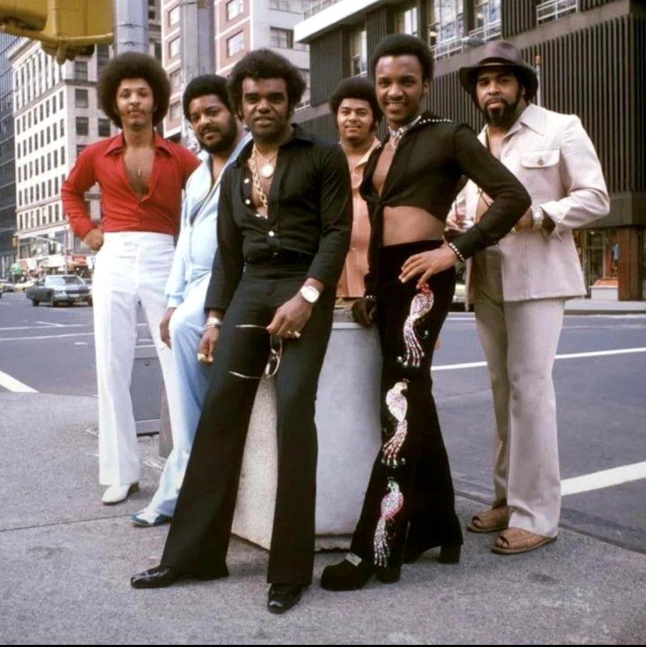 Discover the Untold Story Behind This Iconic 1975 Isley Brothers Photo
