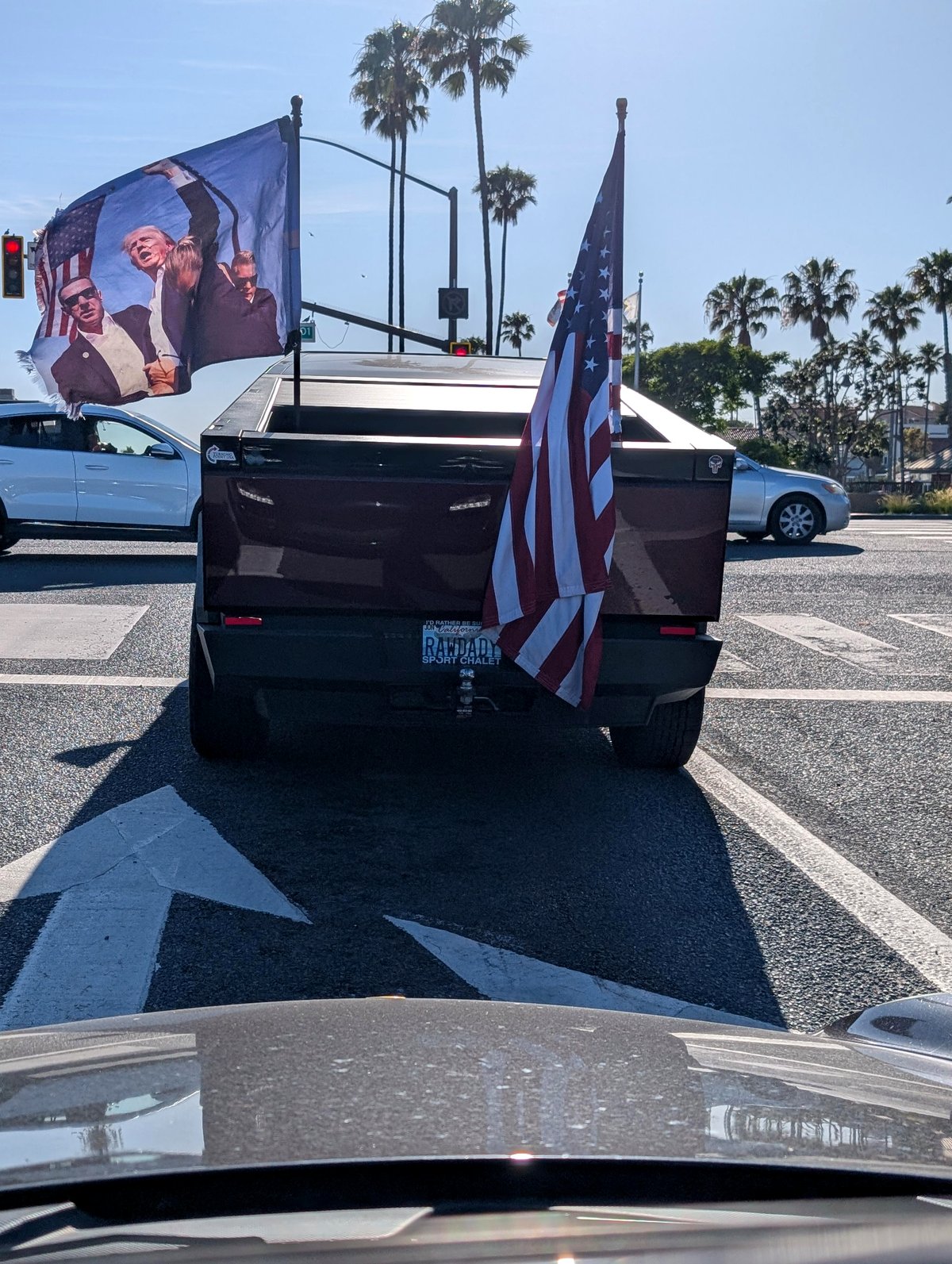 When parking goes wrong: this car left everyone in stitches