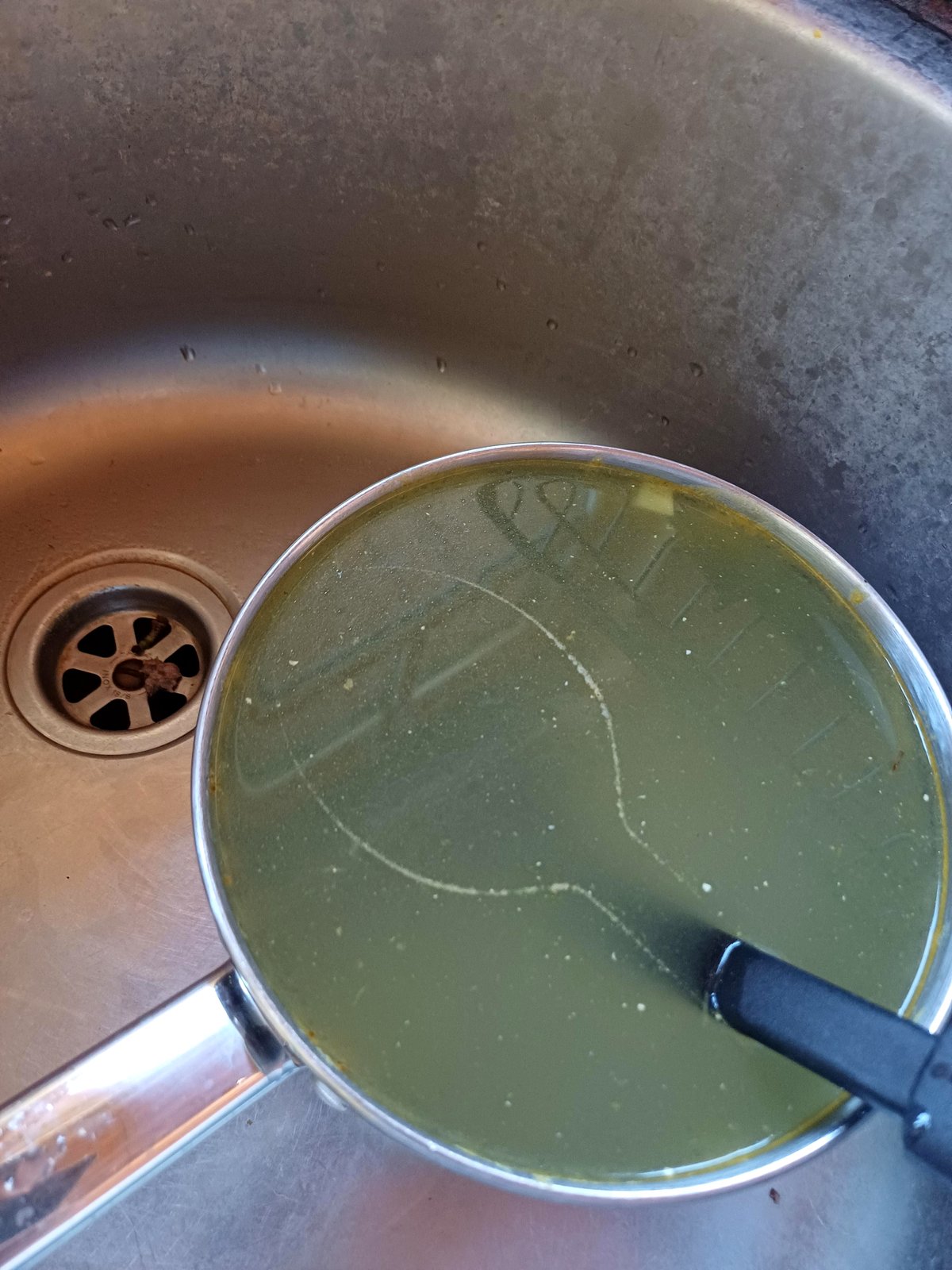 She left her spoon overnight and woke up to a magical transformation