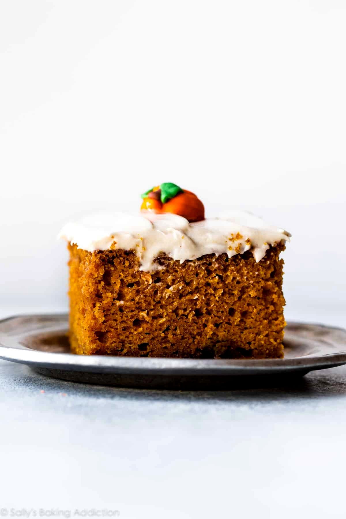 The Most Delicious Pumpkin Cake I've Ever Tasted
