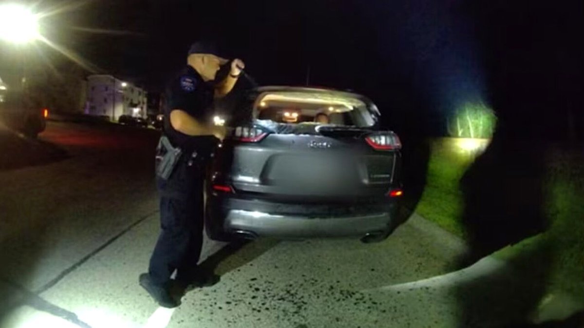 Officer Disturbed After Finding Alarming Crime Scene in College Freshman's Car
